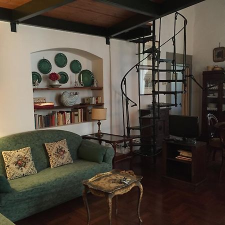 Ghibellina 65 At Medici Apartment Florence Phòng bức ảnh