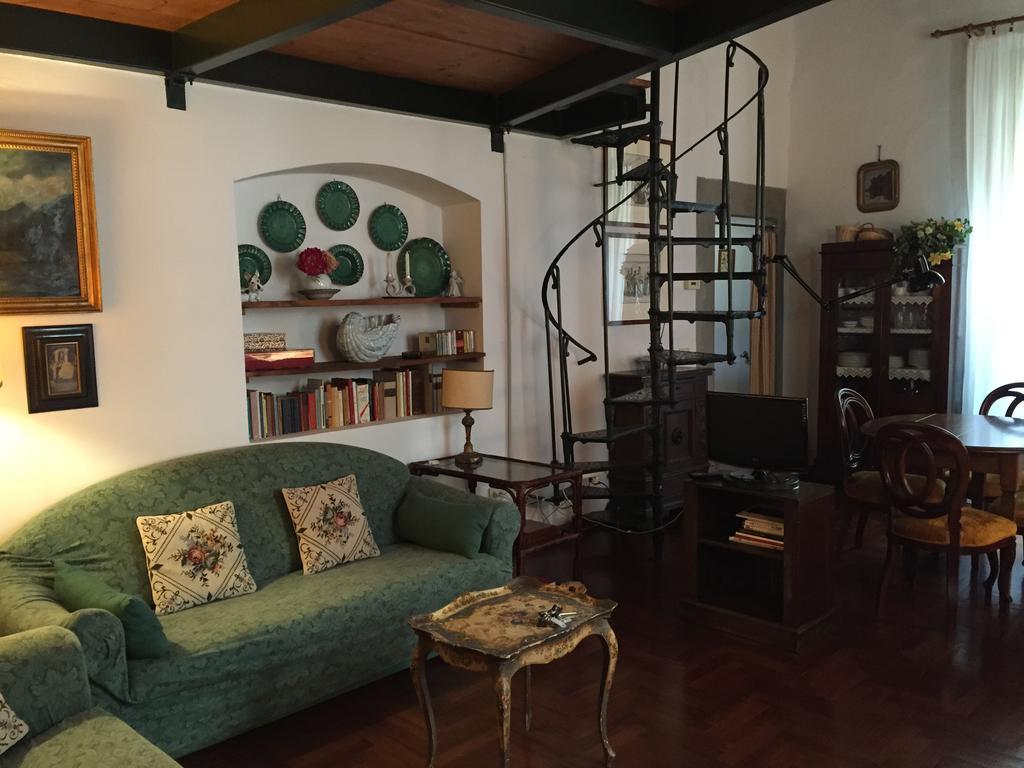 Ghibellina 65 At Medici Apartment Florence Phòng bức ảnh